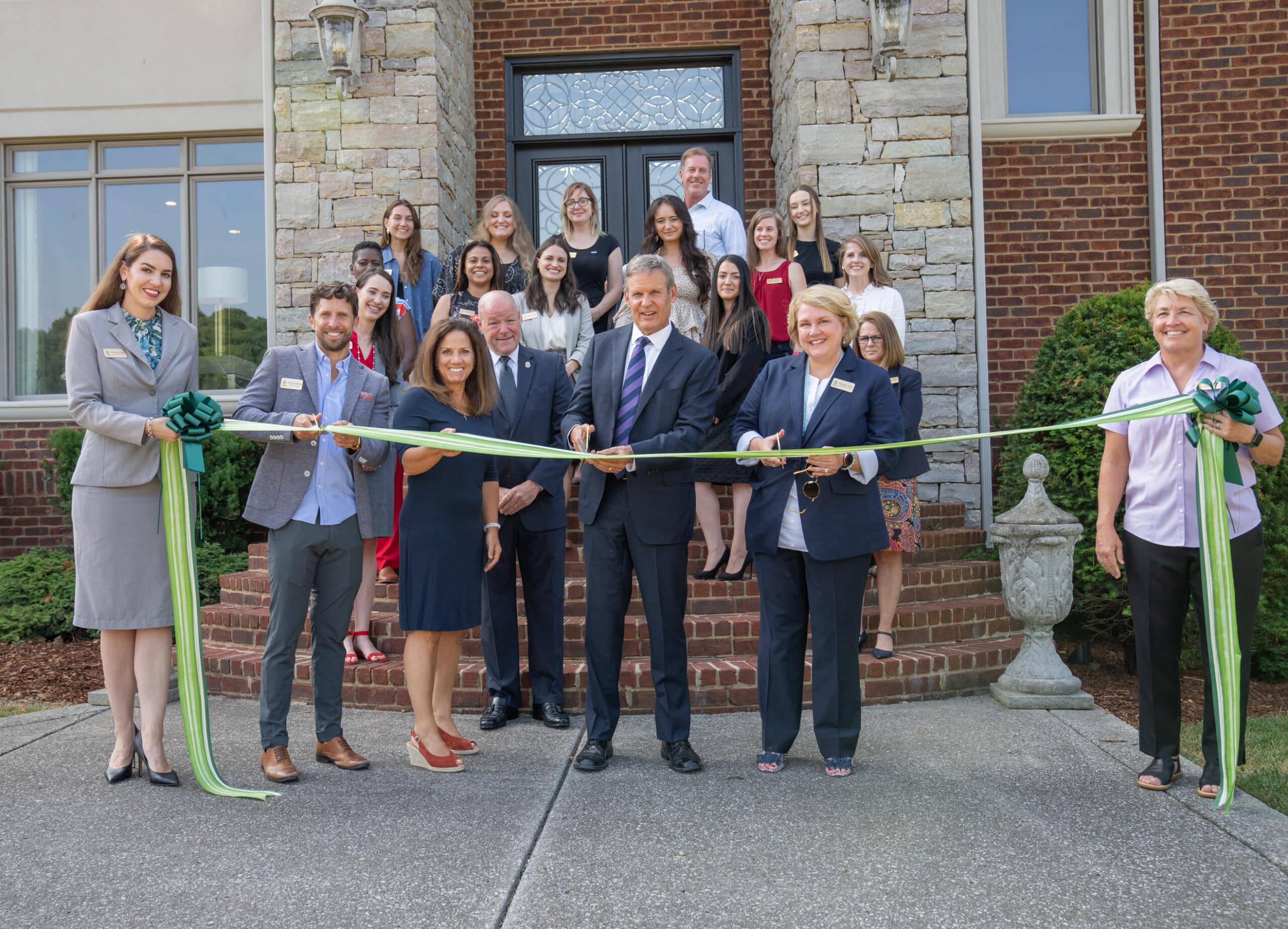Bill Lee ESTN Ribbon Cutting Group Shot 4